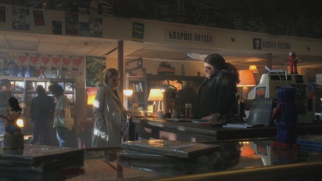 File:1x01 DiegoRebeccaStore.jpg