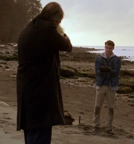 File:1x06 gunpoint.jpg