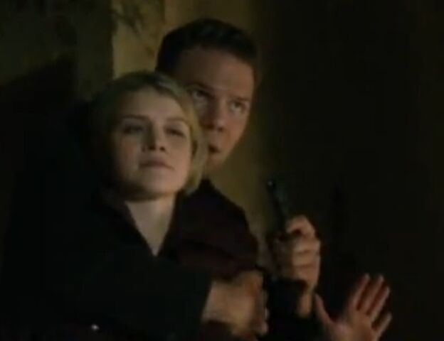 File:1x05 guns.jpg