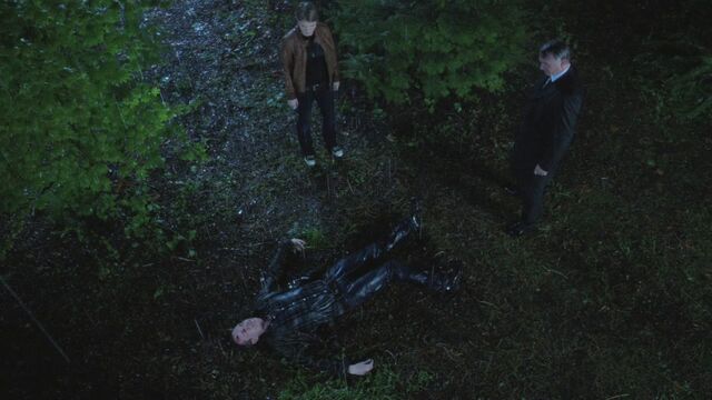 File:1x03 DeadNelson.jpg