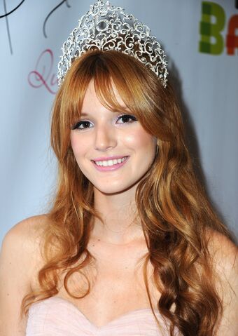 File:Bella-thorne (1).jpg