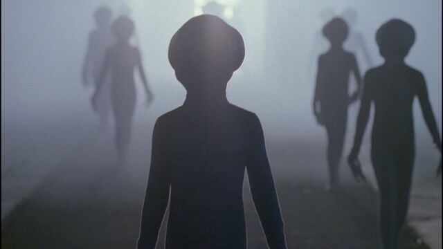 File:Colonists.jpg