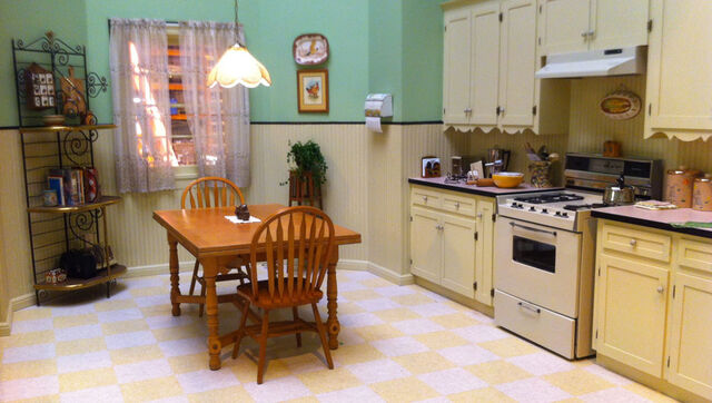 File:Castelli fb kitchen 2.jpg