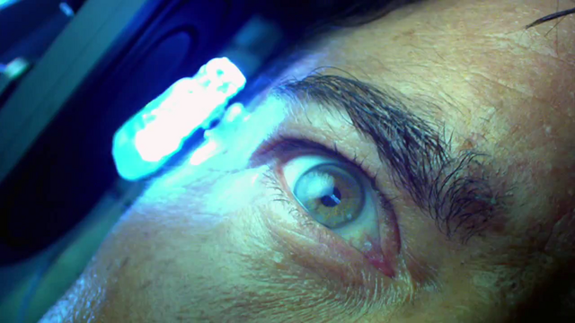 File:AH-trailer01-01708-resize.png