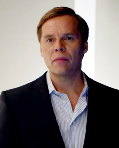 File:AlmostHuman-112 0472-crop.png