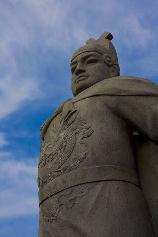 File:Zheng he statue.jpg