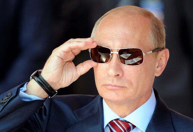 File:Vladimir-putin-glasses.jpg