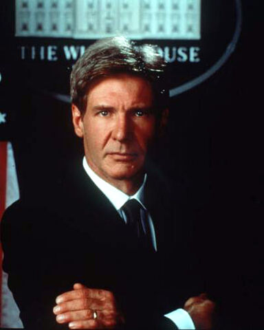 File:Harrison-ford-in-airforce-one.jpg
