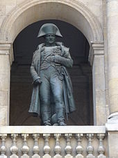 Napoleon Statue