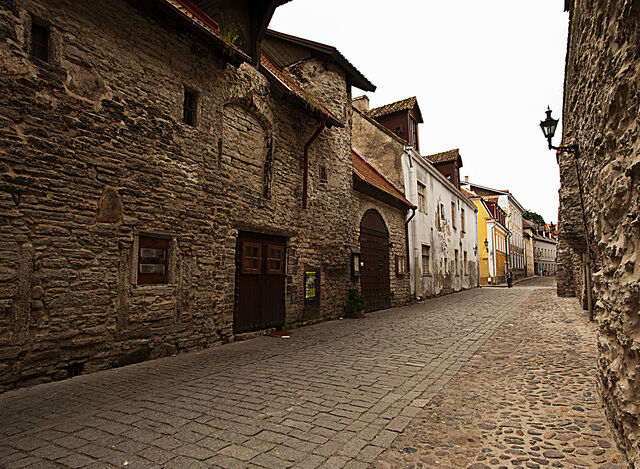 File:Medieval village.jpg