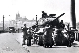 Т-34 на улице Лондона.jpg