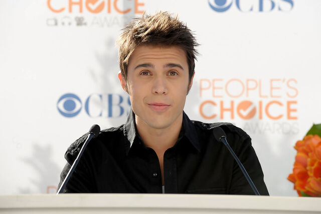 File:Kris+Allen+People+Choice+Awards+2010+Nomination+zsaXpk G5ADx.jpg