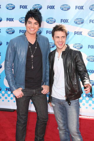 File:Kris+Allen+American+Idol+Season+8+Finale+Arrivals+U1L8h7QO4HTx.jpg