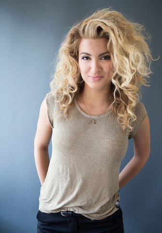 File:070215-tori-kelly.jpg
