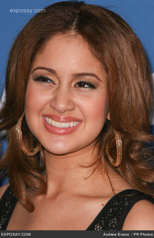 File:Karen-rodriguez-2011-american-idol-finalist-0ae7KV.jpg