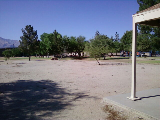 File:Open terrain at Udall Park.jpg
