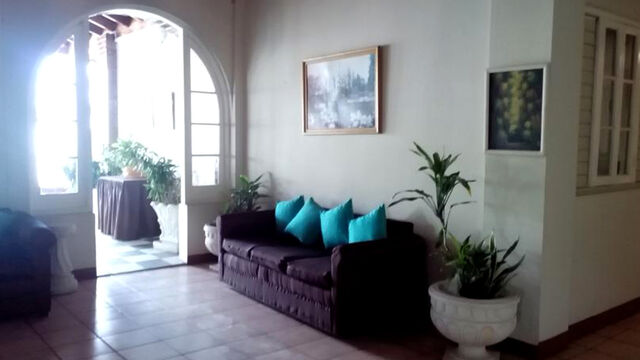 File:Villagehotel-10.jpg