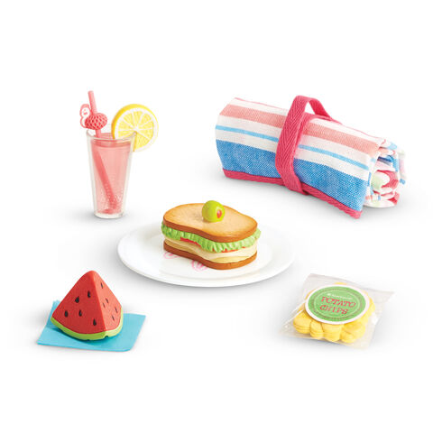 File:BeachBlanketSet.jpg