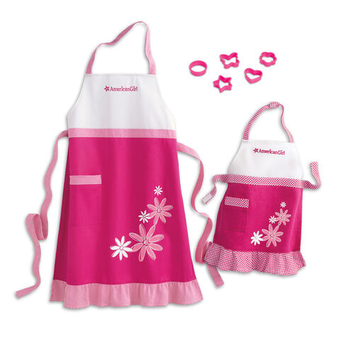 File:ApronsRecipesSet.jpg