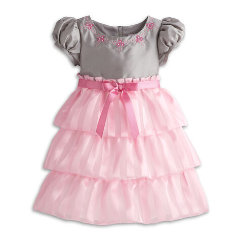 File:TwirlyTieredDress Girls.jpg