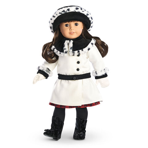 File:SamanthaFancyCoatSet.jpg