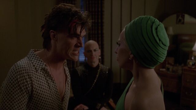 File:Grumpytristanfacingelizabethroom33roar.jpg