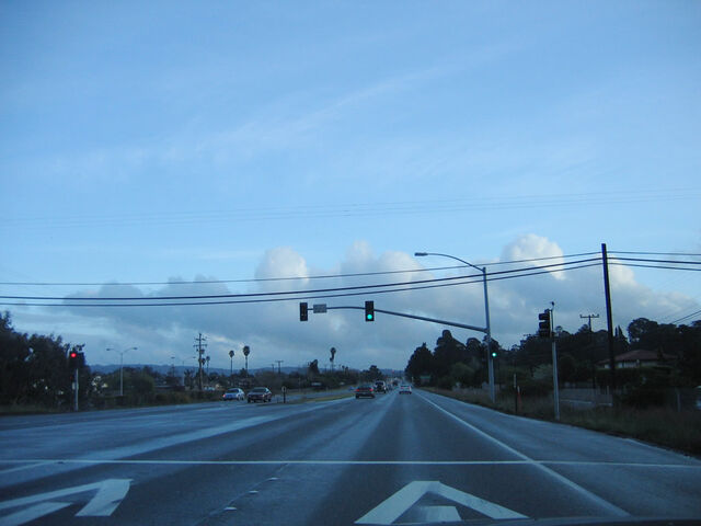 File:Ca-135 sb broadway 36.jpg
