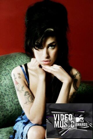 File:Mtv-vmas-2011-amy-winehouse-tribute.jpg