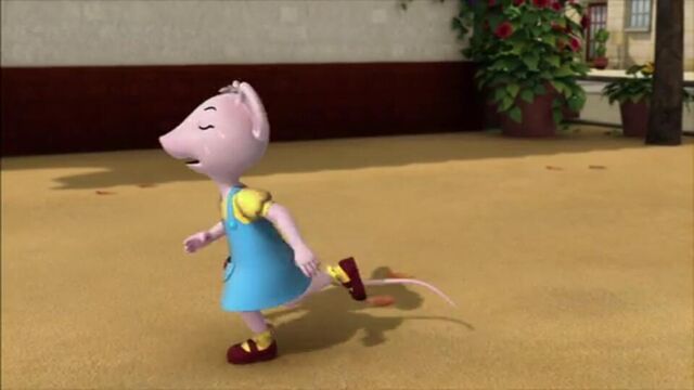File:Polly Standing Up as She Cries (Angelina's Nature Dance).jpg