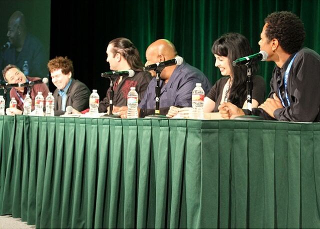 File:Richard Horvitz, Quinton Flynn, Kevin Michael Richardson, Grey DeLisle, & Phil LaMarr - ECCC 2013.jpg