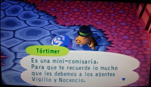 Archivo:Tórtimer entregándote la Mini-Comisaría.jpg