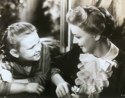 Anne und Elizabeth 1940