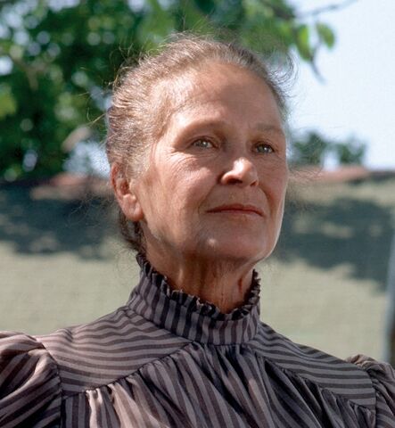 File:Anne2 colleen.jpg