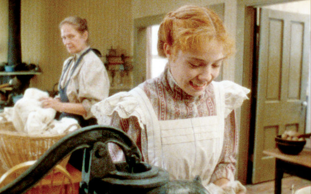 File:Annemarillakitchen.png