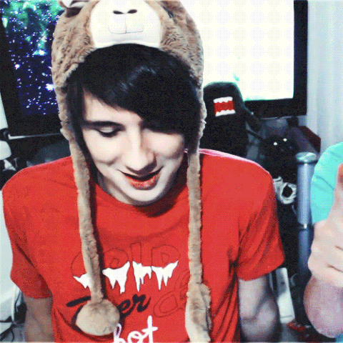 File:Tumblr ml25abjWcn1reom1co1 500.gif