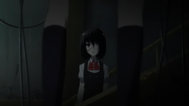 Archivo:Mei viendo.png
