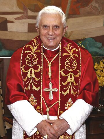 Archivo:Benedicto XVI.jpg