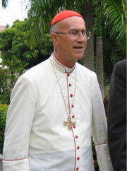 Tarcisio Bertone.jpg