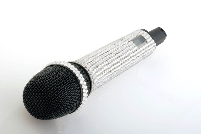 File:Crystal 5200.jpg