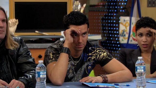 File:A.N.T.Farm.S01E18.america.needs.talANT.480p.WEB-DL.x264-mSD screenshot 1.jpg