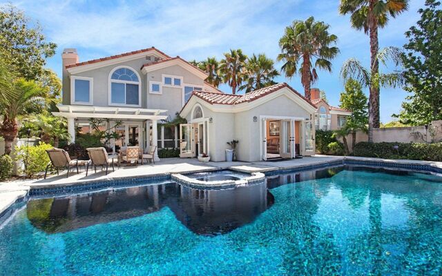 File:Mansion.jpg