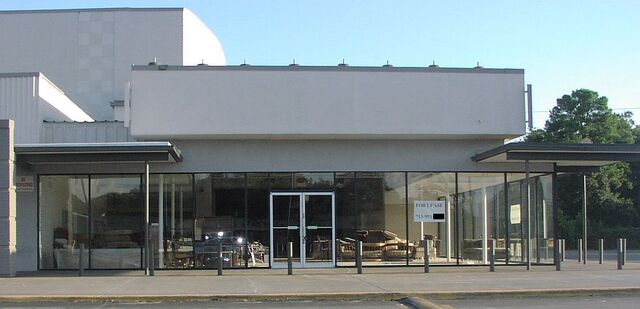 File:Longpointcinema.jpg