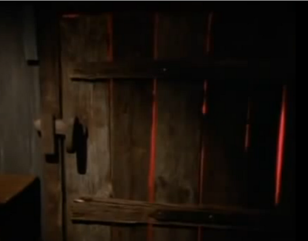 File:6darkmusicdoorgettingred.png