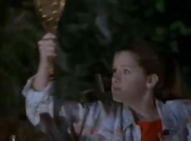 File:Cindythreatenstobreakthemirror.png