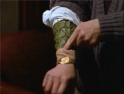 Hatchinggreenscalesundersleeve