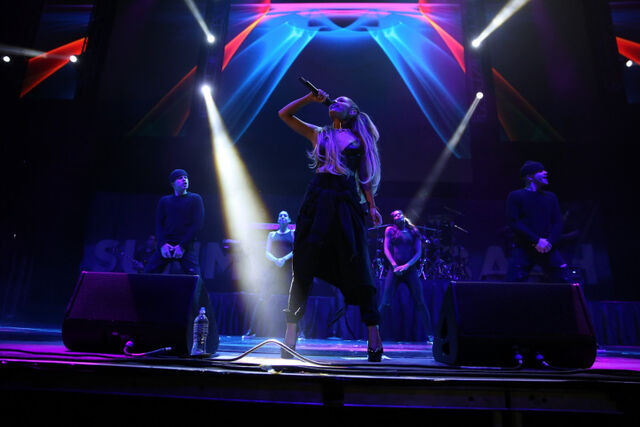 File:B96SummerBash2016Ariana9.jpg