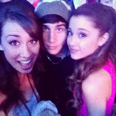 File:Colleen, Jai, & Ari.jpg
