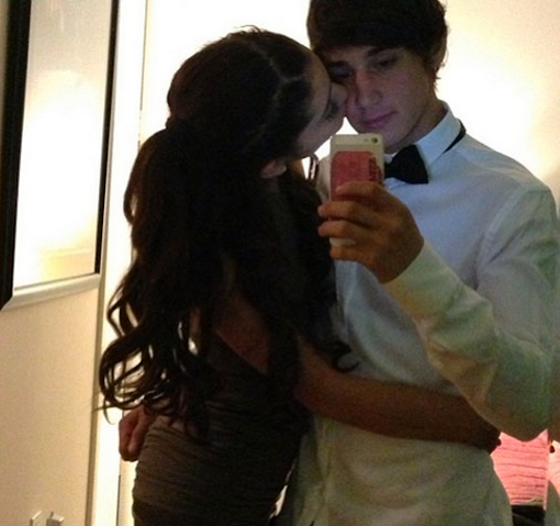 File:Ariana-grande-jai-brooks-11.png