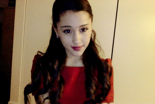 File:Ari dec. 2012.png