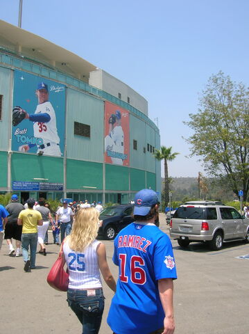 File:Dodger Stadium-1195663730-288.jpg